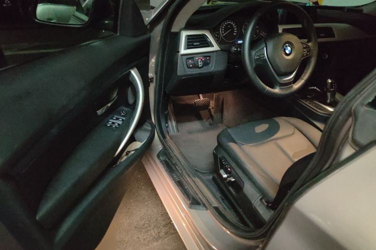 Used BMW 3 Series GT 2016 320i Fashion Model Driver Seat