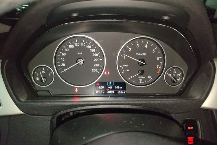 Used BMW 3 Series GT 2016 320i Fashion Model Instrument Cluster