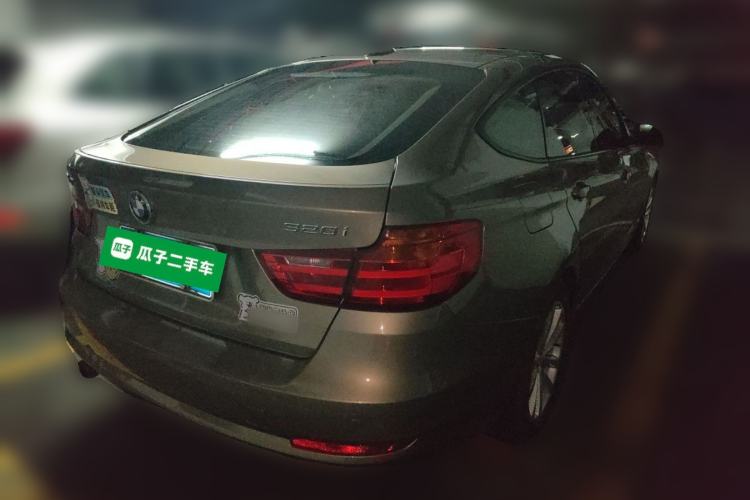 Used BMW 3 Series GT 2016 320i Fashion Model Rear Right 45 Deg