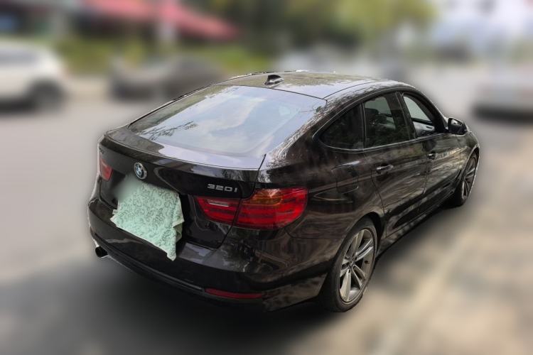 Used BMW 3 Series GT 2016 320i Design Package Edition Rear Right 45 Deg