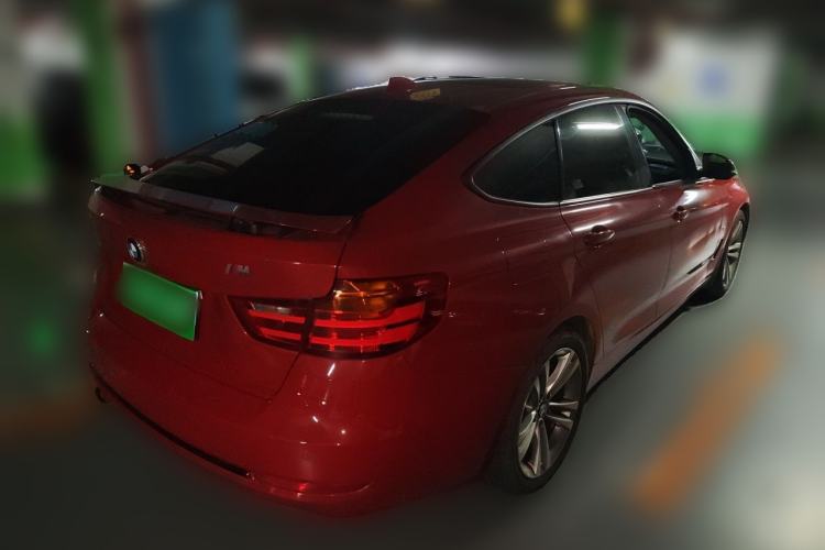 Used BMW 3 Series GT 2016 320i Design Package Edition Rear Right 45 Deg