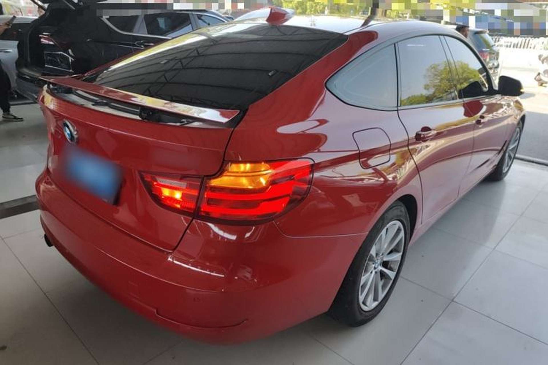 Used BMW 3 Series GT 2016 320i Fashion Model Rear Right 45 Deg