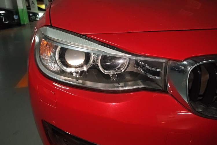 Used BMW 3 Series GT 2016 320i Design Package Edition Right Front Headlight