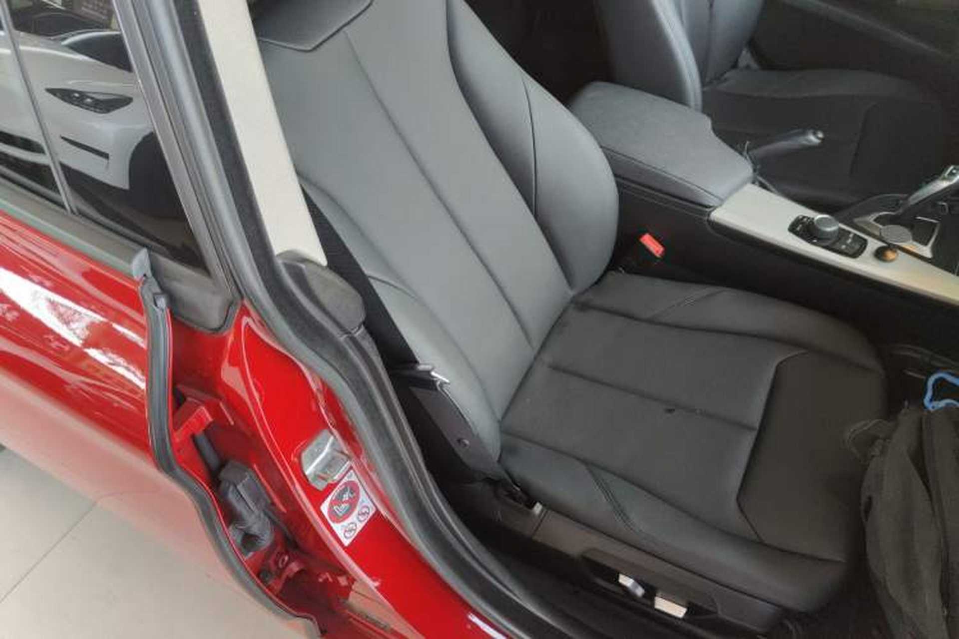 Used BMW 3 Series GT 2016 320i Fashion Model Right Front Seat