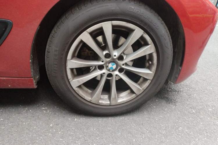 Used BMW 3 Series GT 2016 320i Fashion Model Right Front Wheel Hub