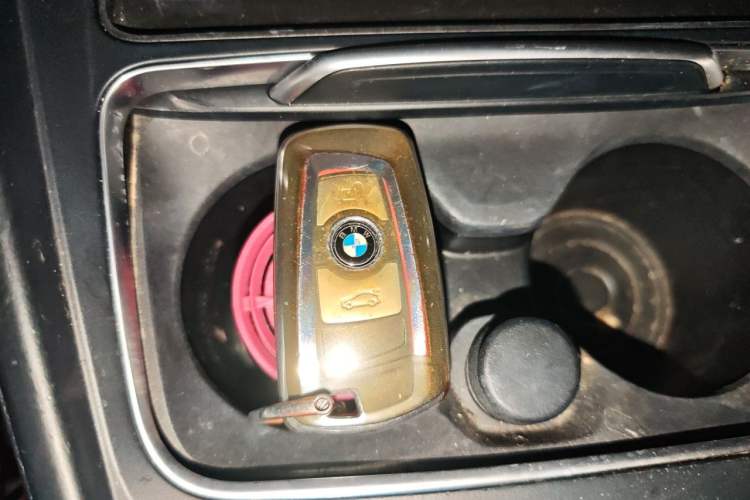Used BMW 3 Series GT 2016 320i Design Package Edition Vehicle Key