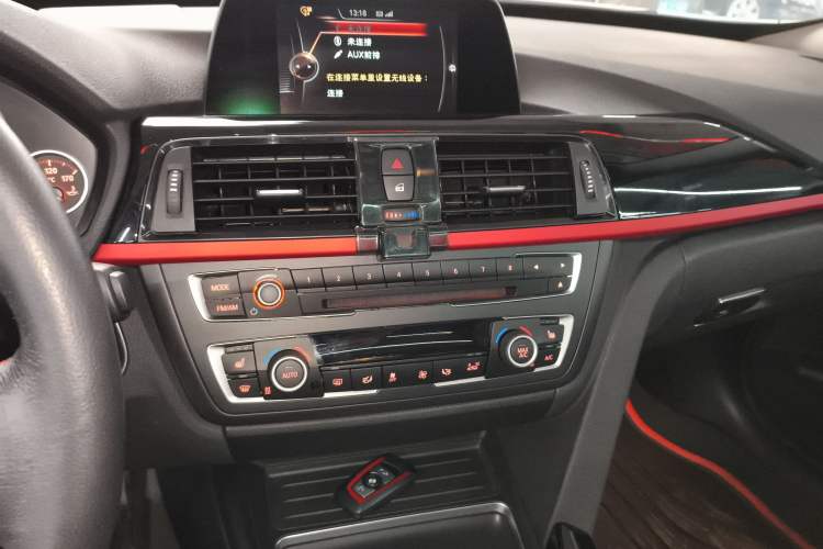 Used BMW 3 Series GT 2016 320i Design Package Edition Audio And AC Panel