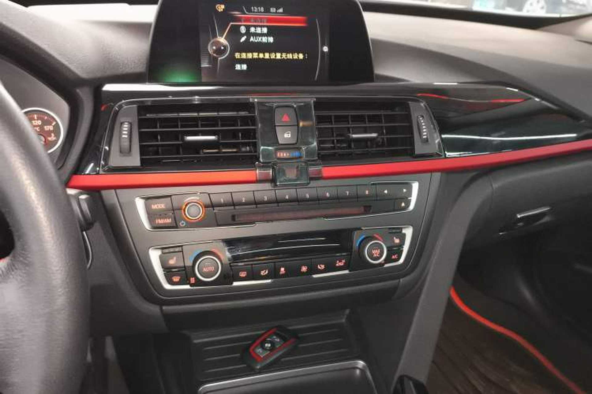 Used BMW 3 Series GT 2016 320i Design Package Edition Audio And AC Panel