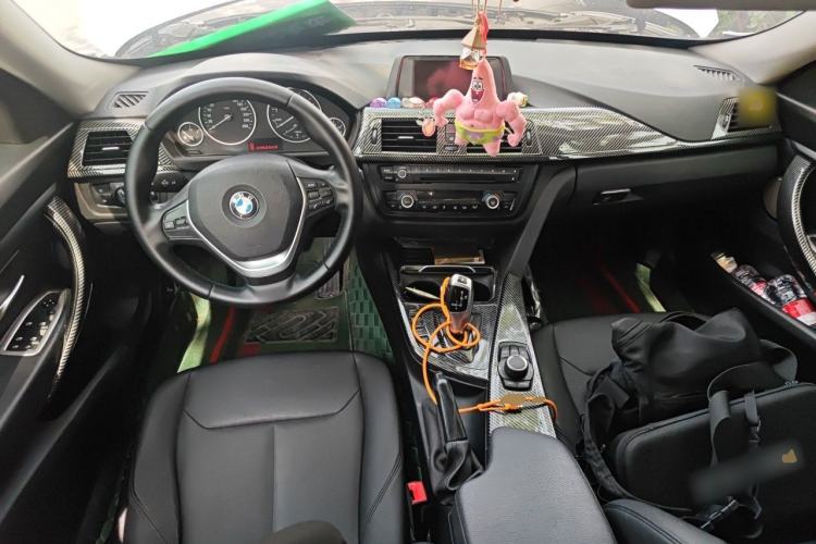 Used BMW 3 Series GT 2016 320i Fashion Model Center Console