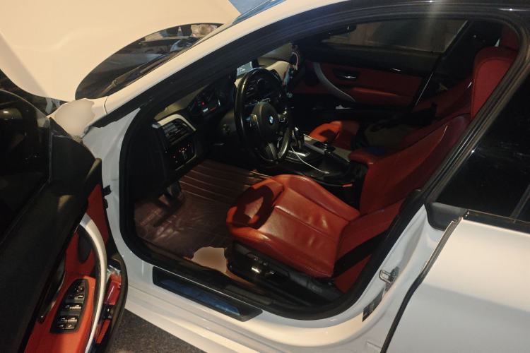 Used BMW 3 Series GT 2016 320i Design Package Edition Driver Seat