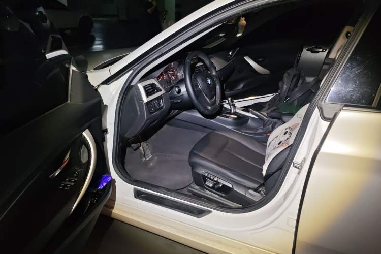 Used BMW 3 Series GT 2016 320i Fashion Model Driver Seat