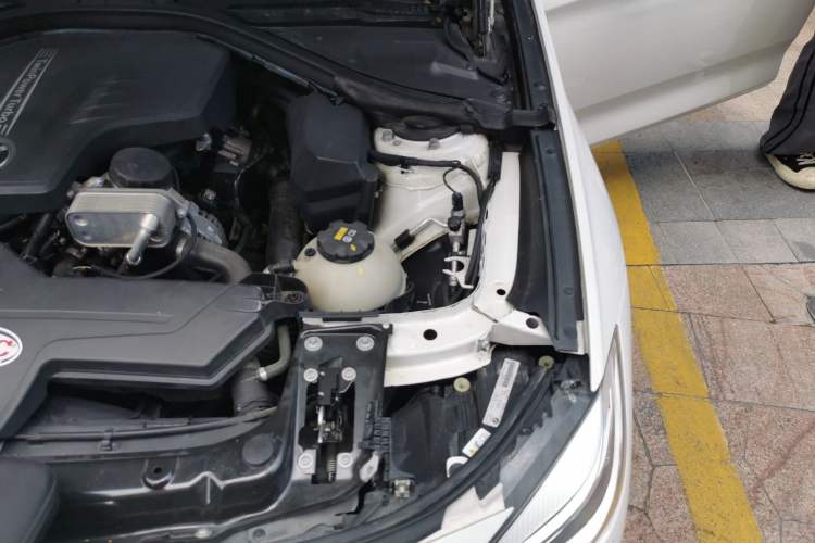 Used BMW 3 Series GT 2016 328i Design Package Model Engine Bay Left