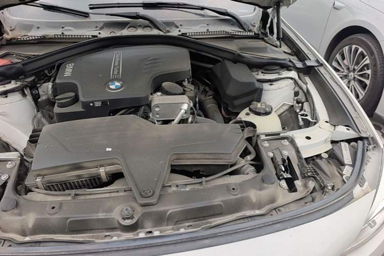 Used BMW 3 Series GT 2016 320i Design Package Edition Engine Bay Left