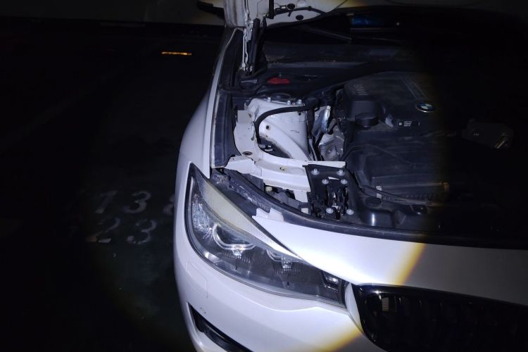 Used BMW 3 Series GT 2016 320i Design Package Edition Engine Bay Right
