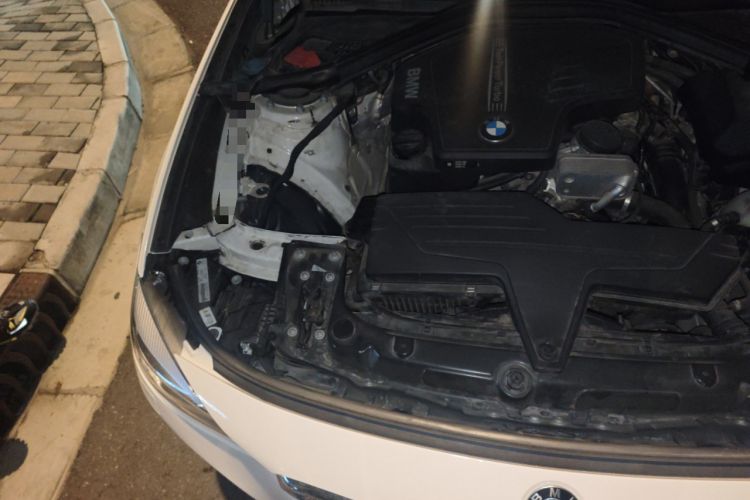 Used BMW 3 Series GT 2016 320i Design Package Edition Engine Bay Right