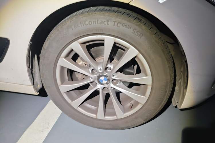 Used BMW 3 Series GT 2016 320i Fashion Model Exterior 1