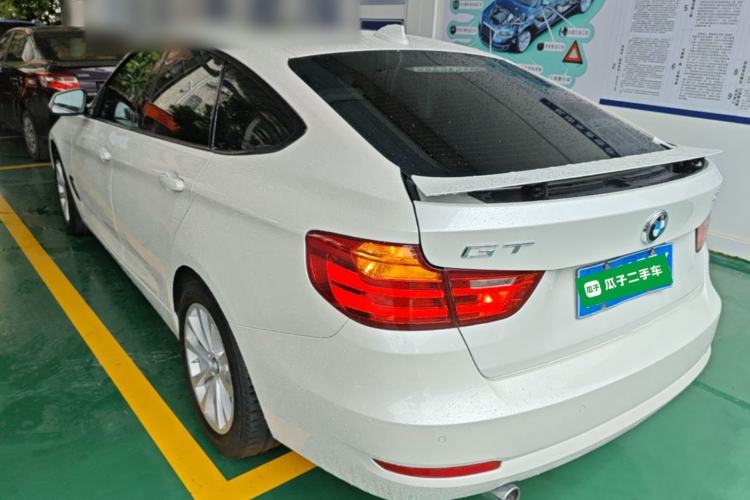 Used BMW 3 Series GT 2016 320i Fashion Model Exterior 2