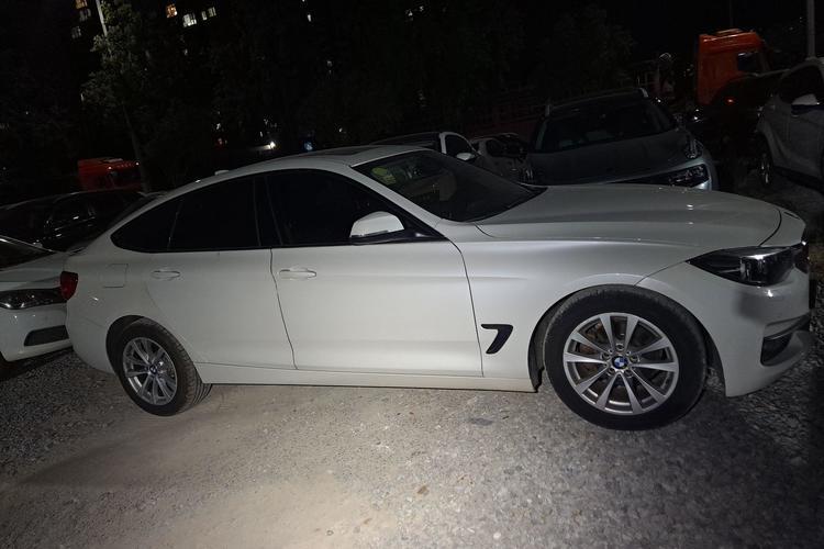 Used BMW 3 Series GT 2016 320i Fashion Model Exterior 2