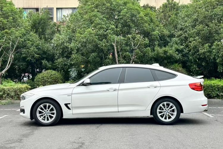 Used BMW 3 Series GT 2016 320i Fashion Model Exterior 2