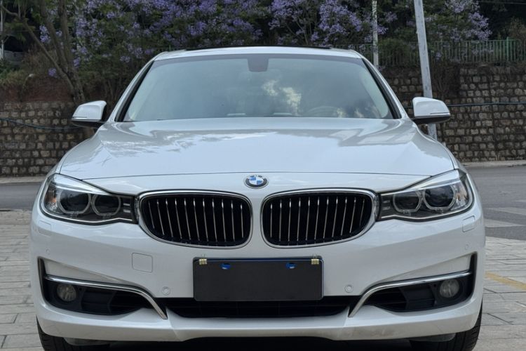Used BMW 3 Series GT 2016 320i Design Package Edition Exterior 3