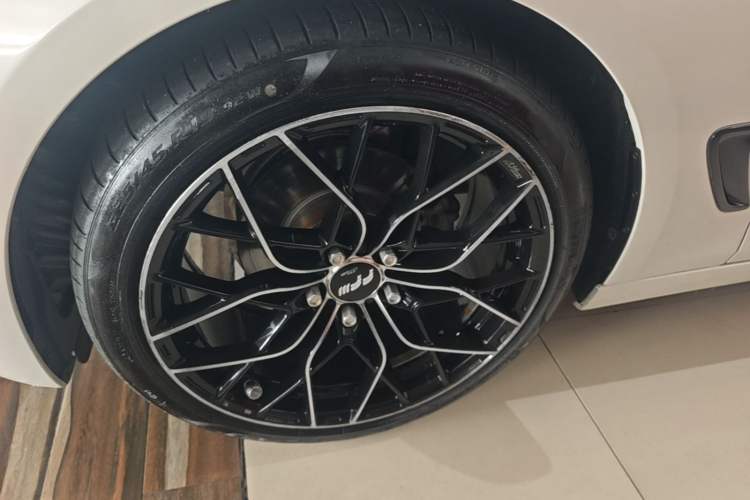 Used BMW 3 Series GT 2016 320i Fashion Model Exterior 4