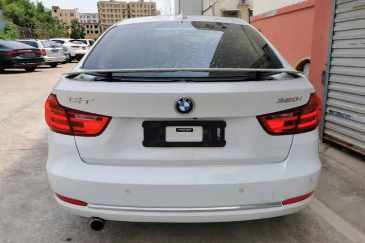 Used BMW 3 Series GT 2016 320i Design Package Edition Exterior 4