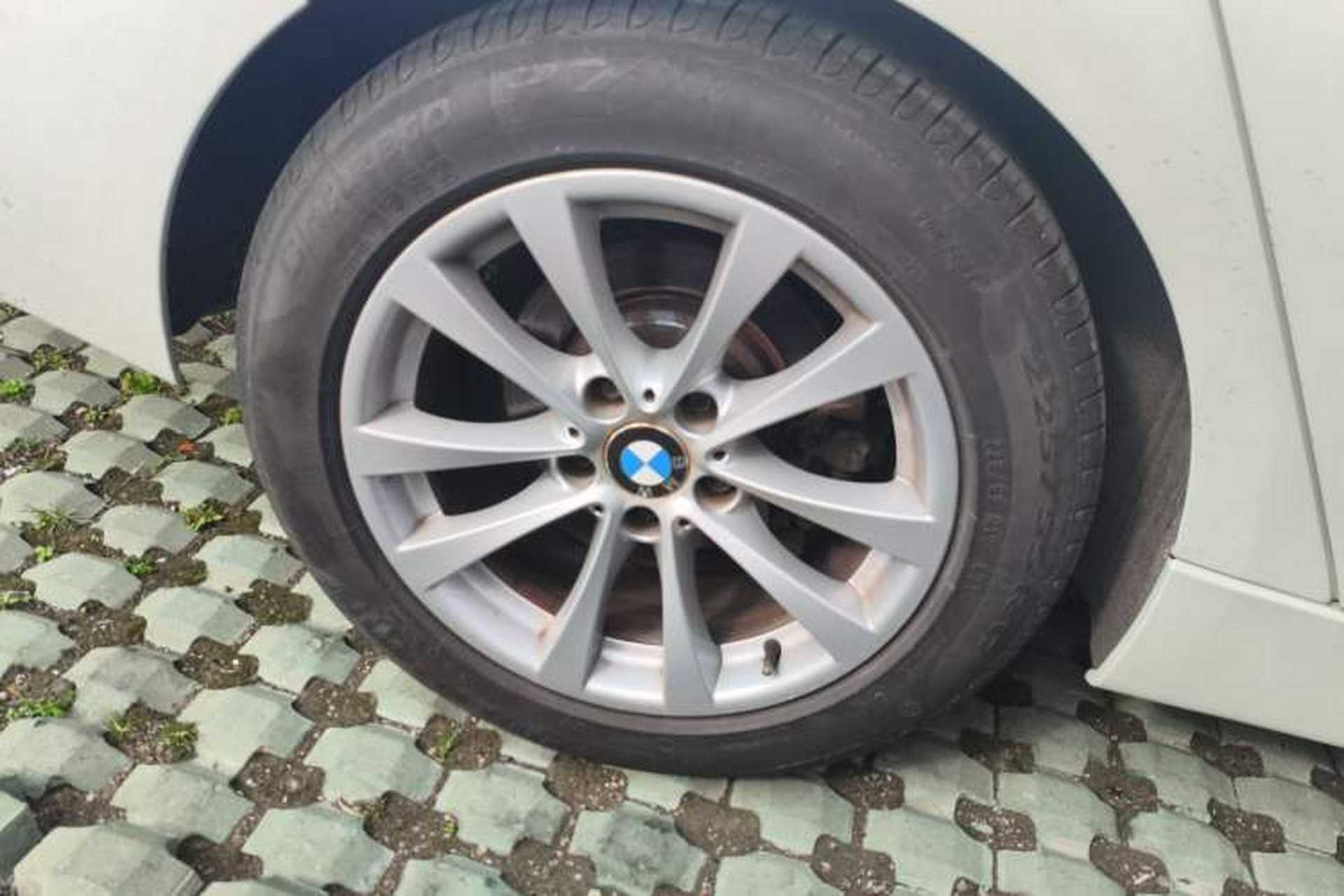 Used BMW 3 Series GT 2016 320i Fashion Model Exterior 5