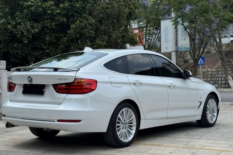 Used BMW 3 Series GT 2016 320i Design Package Edition Exterior 5