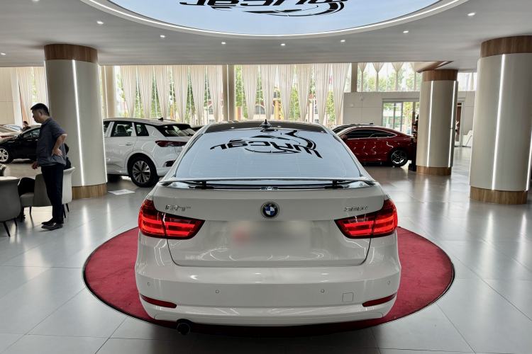 Used BMW 3 Series GT 2016 320i Fashion Model Exterior 6