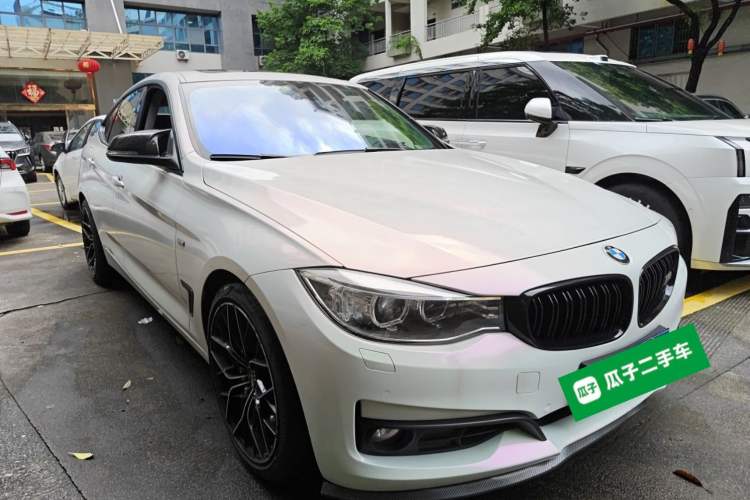 Used BMW 3 Series GT 2016 320i Fashion Model Front Right 45 Deg
