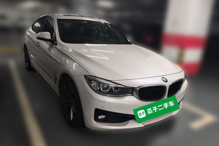 Used BMW 3 Series GT 2016 328i Design Package Model Front Right 45 Deg