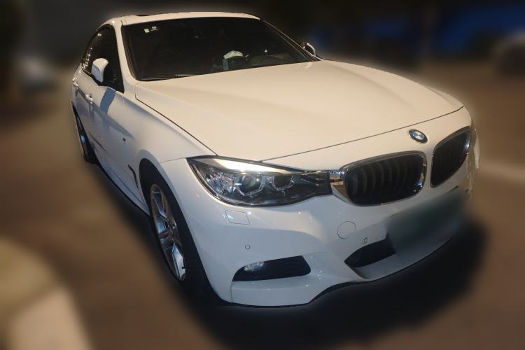 Used BMW 3 Series GT 2016 320i Design Package Edition Front Right 45 Deg