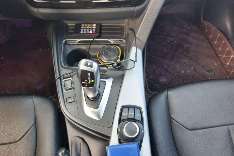 Used BMW 3 Series GT 2016 320i Fashion Model Gear Lever