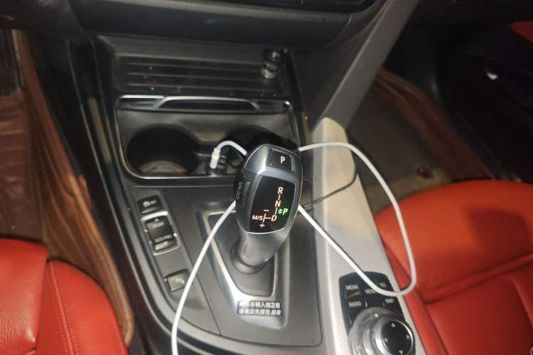 Used BMW 3 Series GT 2016 320i Design Package Edition Gear Lever