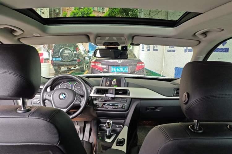 Used BMW 3 Series GT 2016 320i Fashion Model Headliner