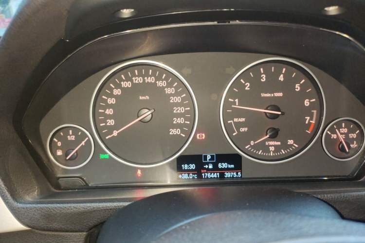 Used BMW 3 Series GT 2016 320i Fashion Model Instrument Cluster