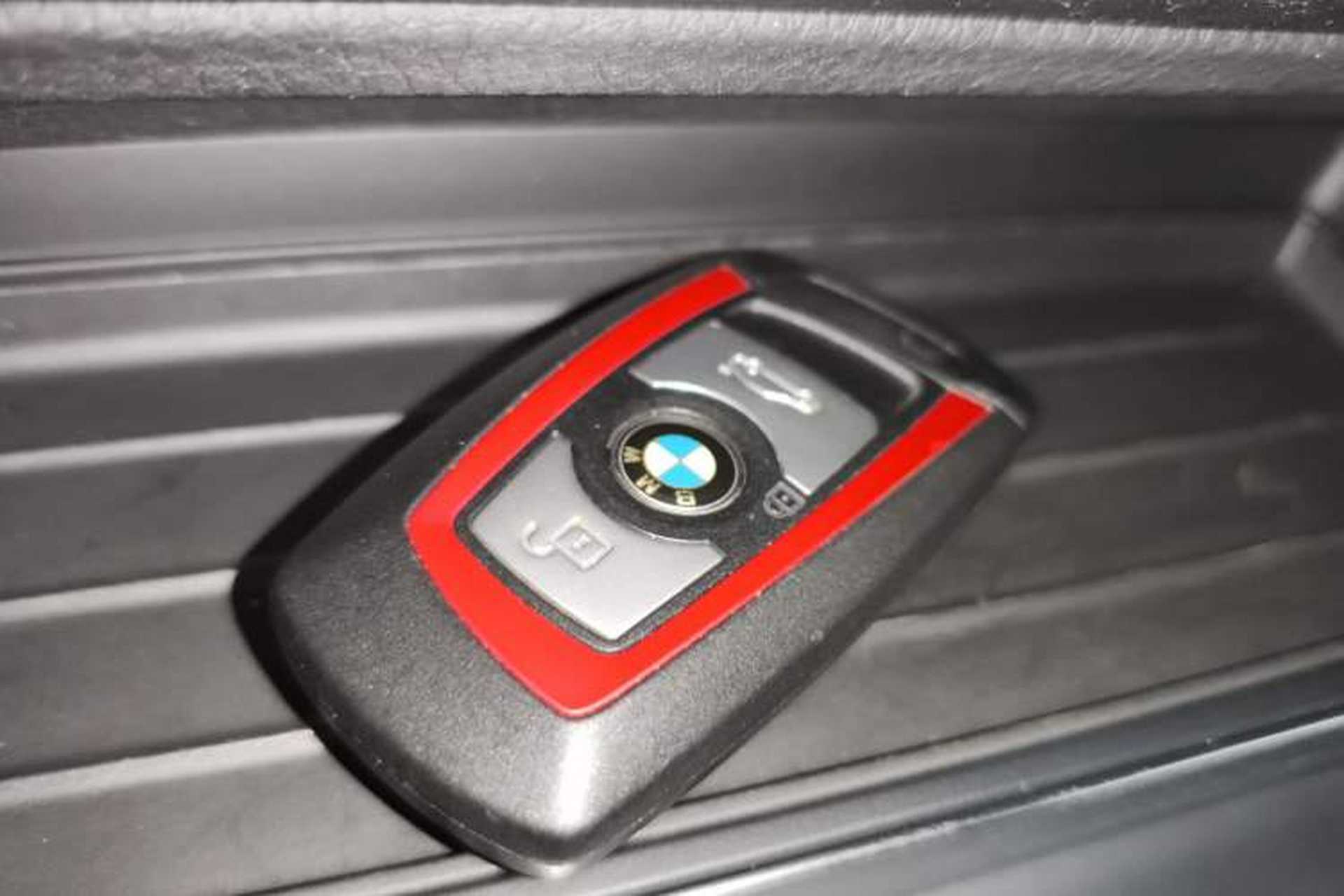 Used BMW 3 Series GT 2016 320i Design Package Edition Interior 1