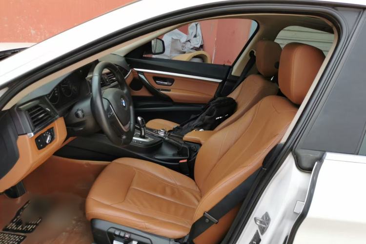 Used BMW 3 Series GT 2016 320i Design Package Edition Interior 3