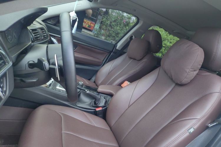Used BMW 3 Series GT 2016 320i Fashion Model Left Front Seat