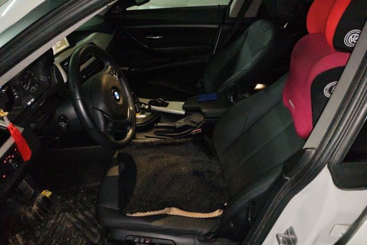 Used BMW 3 Series GT 2016 320i Fashion Model Left Front Seat