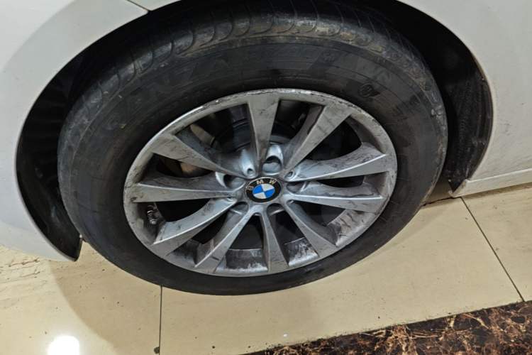 Used BMW 3 Series GT 2016 320i Fashion Model Left Front Wheel Hub