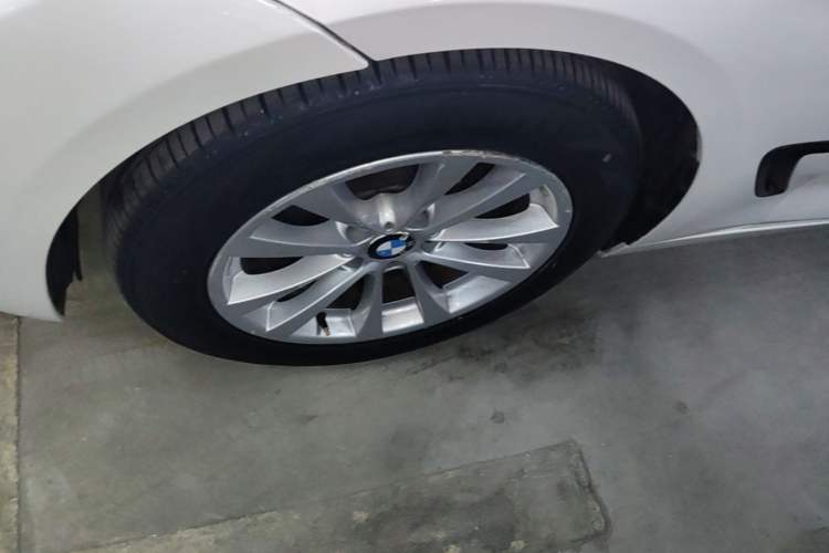 Used BMW 3 Series GT 2016 320i Fashion Model Left Front Wheel Hub