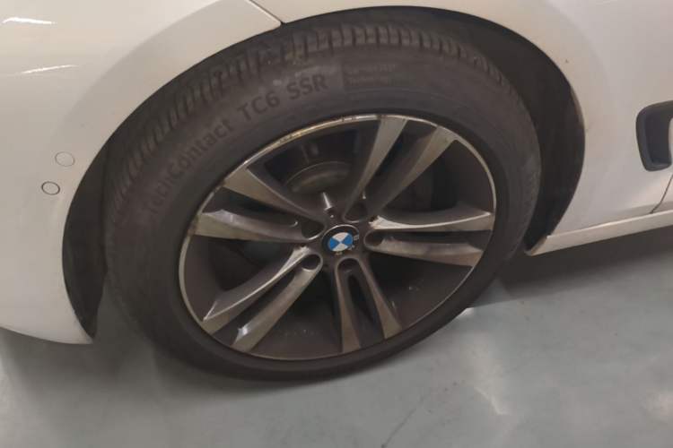 Used BMW 3 Series GT 2016 328i Design Package Model Left Front Wheel Hub