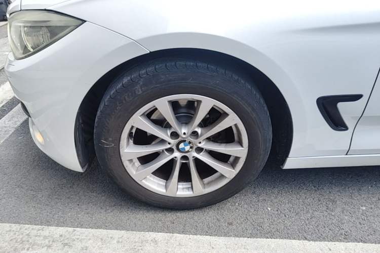 Used BMW 3 Series GT 2016 320i Fashion Model Left Front Wheel Hub