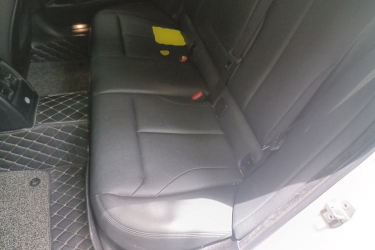 Used BMW 3 Series GT 2016 320i Fashion Model Left Rear Seat