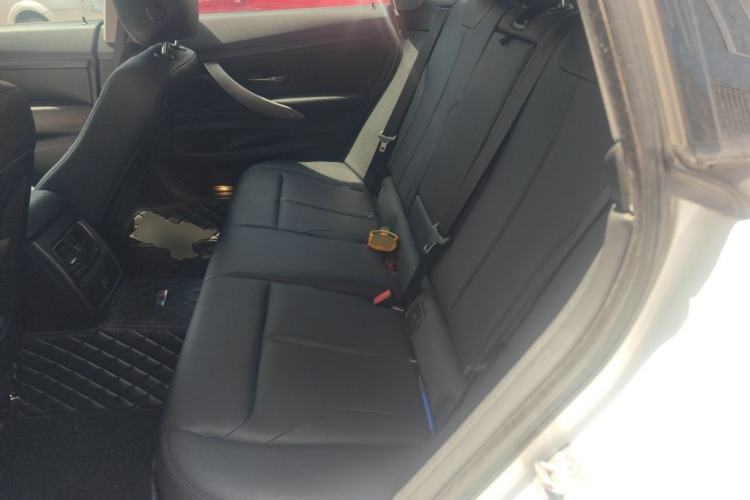 Used BMW 3 Series GT 2016 320i Fashion Model Left Rear Seat