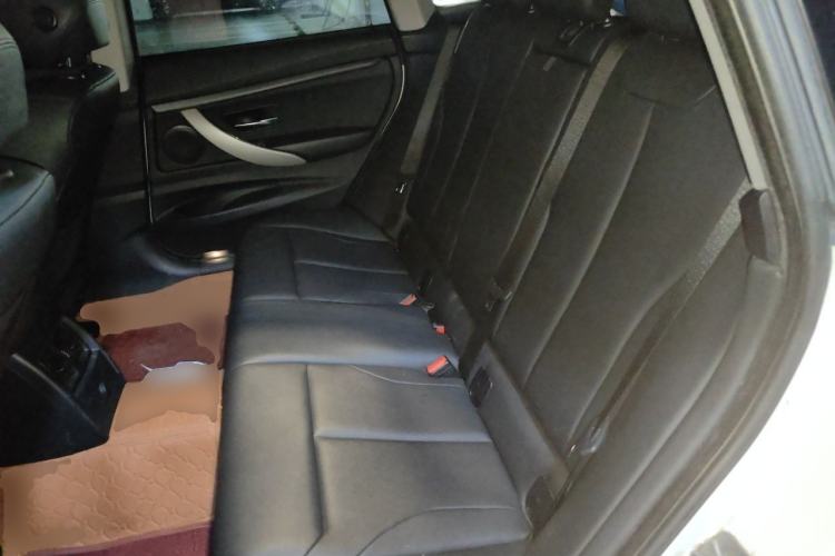 Used BMW 3 Series GT 2016 320i Fashion Model Left Rear Seat