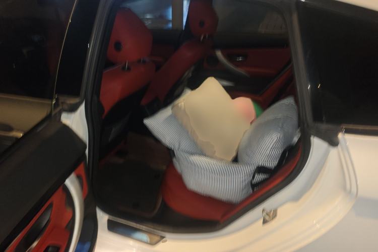 Used BMW 3 Series GT 2016 320i Design Package Edition Left Rear Seat