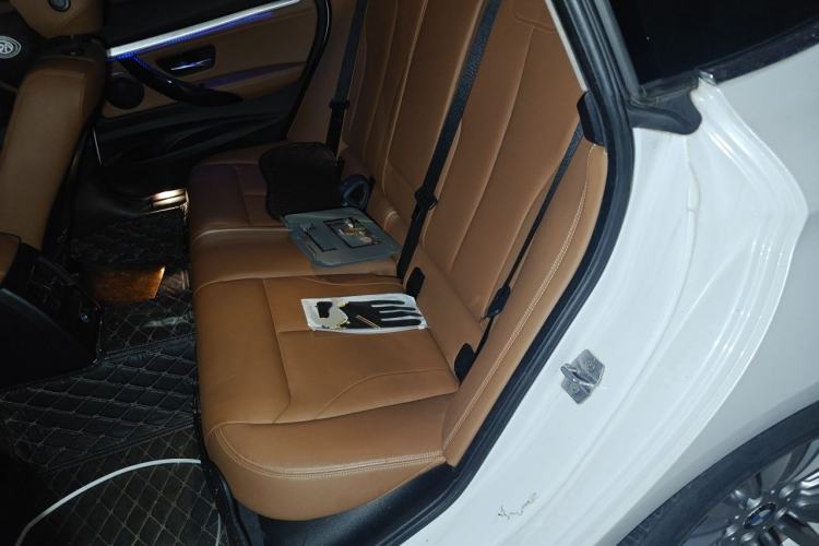 Used BMW 3 Series GT 2016 320i Design Package Edition Left Rear Seat