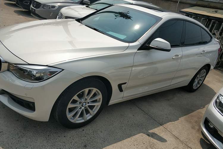 Used BMW 3 Series GT 2016 320i Fashion Model Left Side